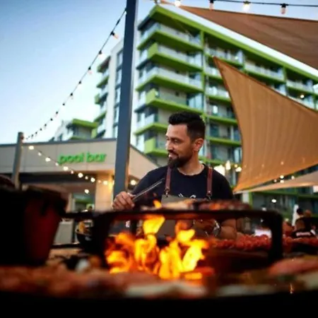 Iriny Spa&pool By Alezzi Apartman *