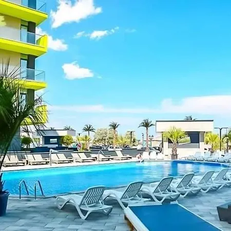 Iriny Spa&pool By Alezzi Apartman