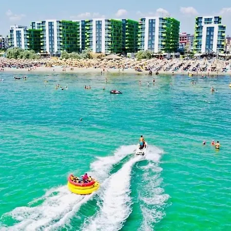 Iriny Spa&pool By Alezzi Apartman *