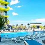 Iriny Spa&pool By Alezzi Apartment