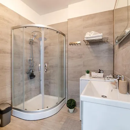 Iriny Spa&pool By Alezzi Năvodari